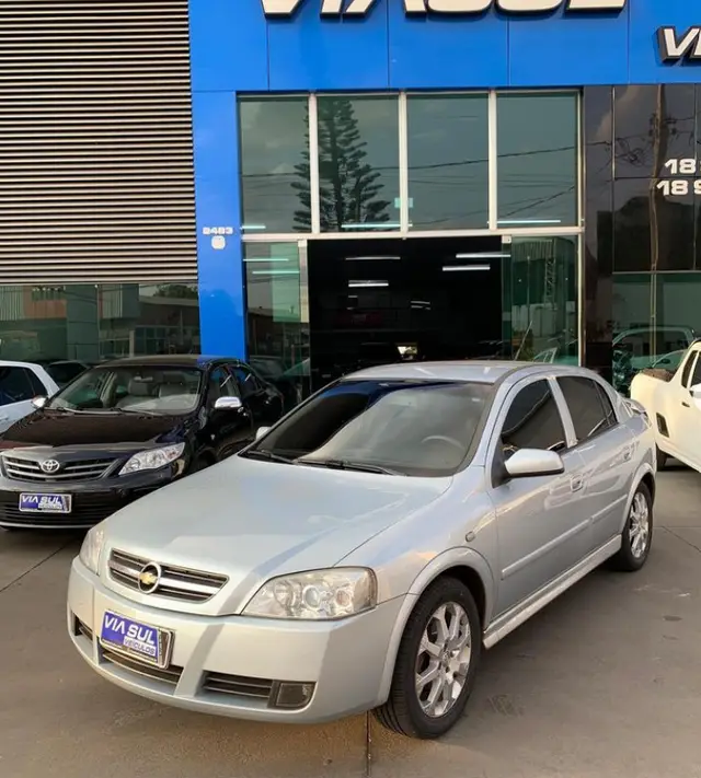Carro Chevrolet Astra Hatch 2011 Advantage 2.0 (Flex)