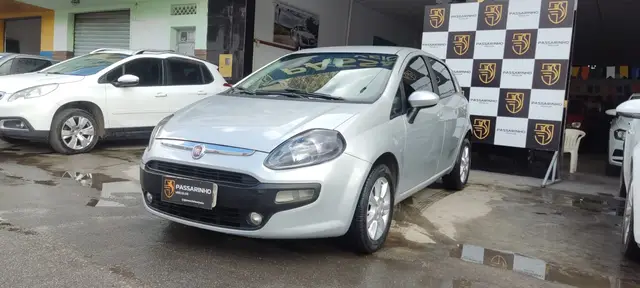 Carro Fiat Punto 2014 Attractive 1.4 (Flex)