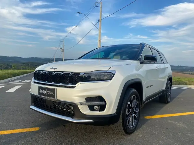 Carro Jeep Commander 2023 Limited 1.3 T270