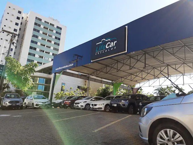 Fachada da loja LIFE CAR VEICULOS LTDA - Fortaleza - CE