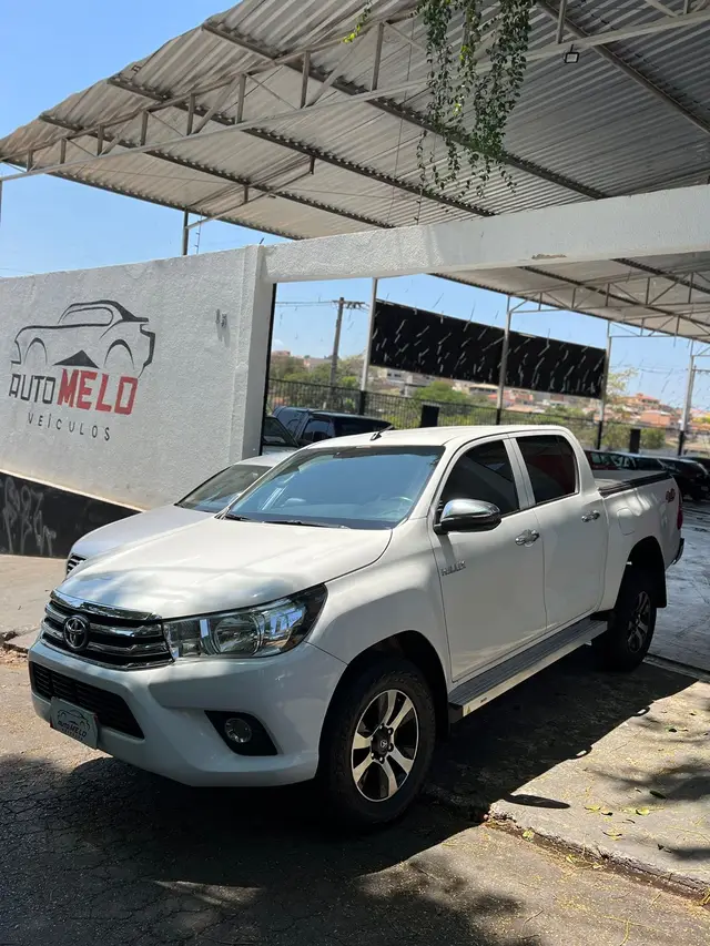 Carro Toyota Hilux Cabine Dupla 2019 Hilux 2.8 TDI CD STD 4x4 (Power Pack) (Diesel)