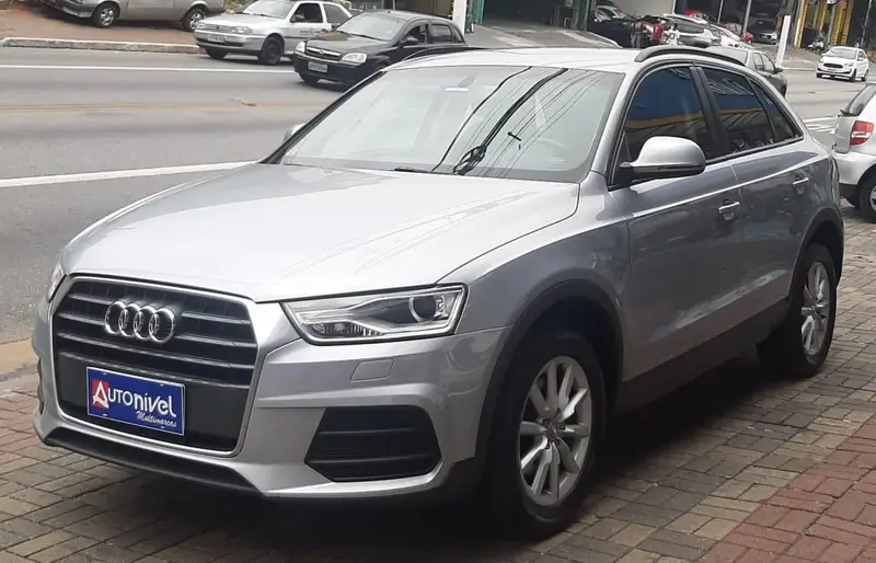 Audi Q3 1.4 TFSI Ambiente S Tronic (Flex)