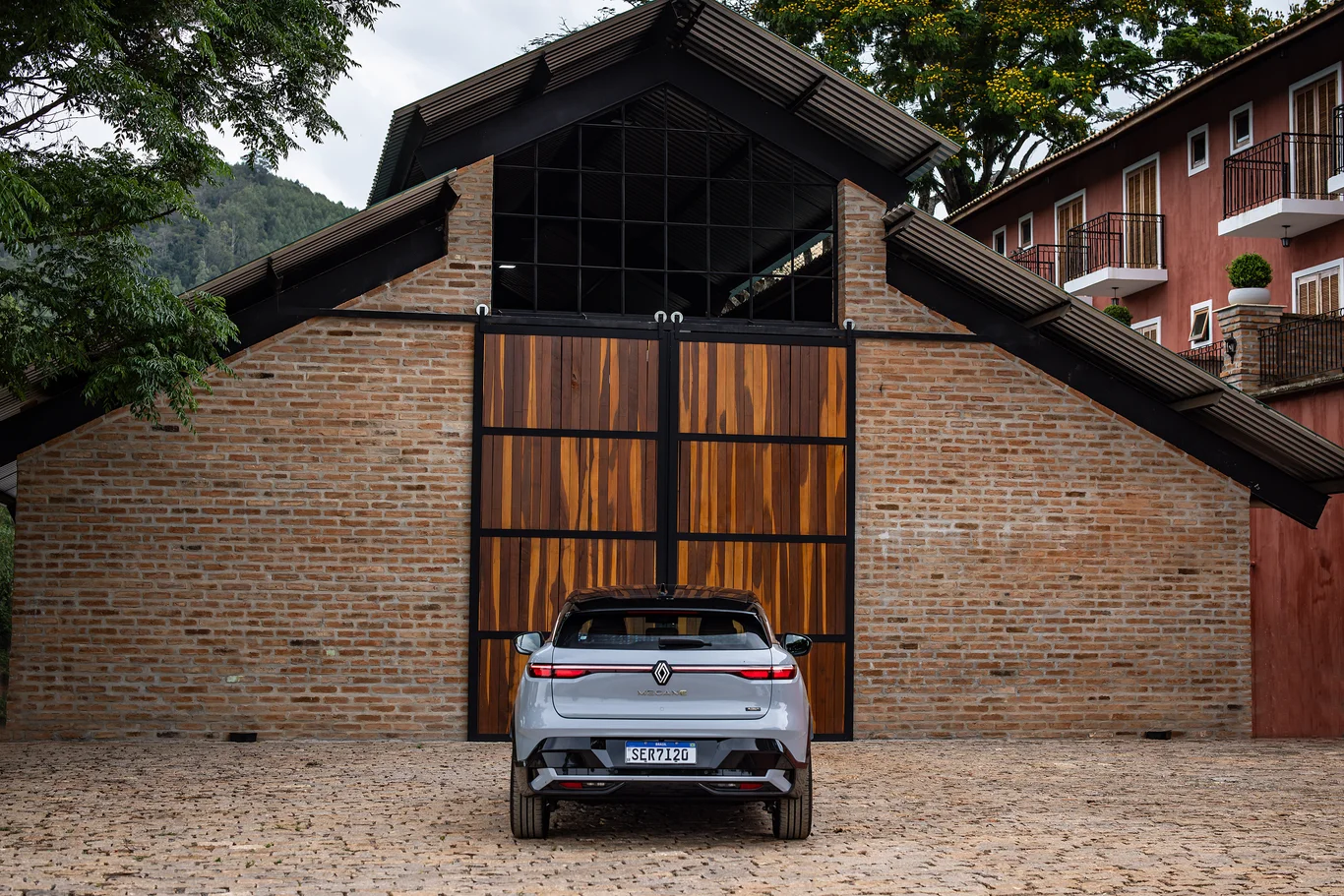 Renault Megane E-Tech EV60