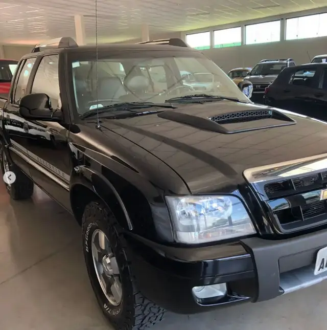 Carro Chevrolet S10 Cabine Dupla 2011 S10 Rodeio 2.4 Flexpower 4X2 (Cab Dupla)