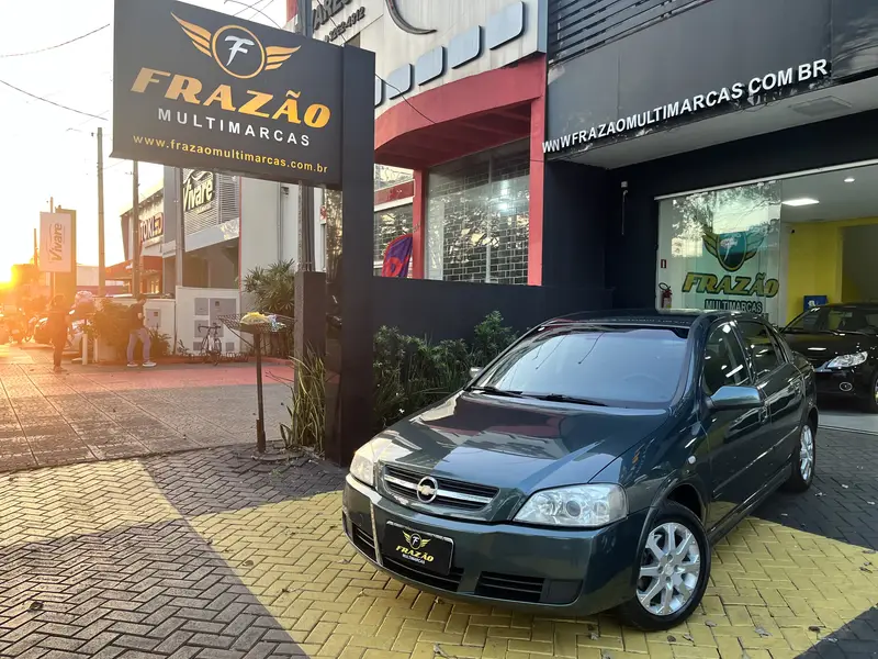 Chevrolet Astra Hatch Advantage 2.0 (Flex)