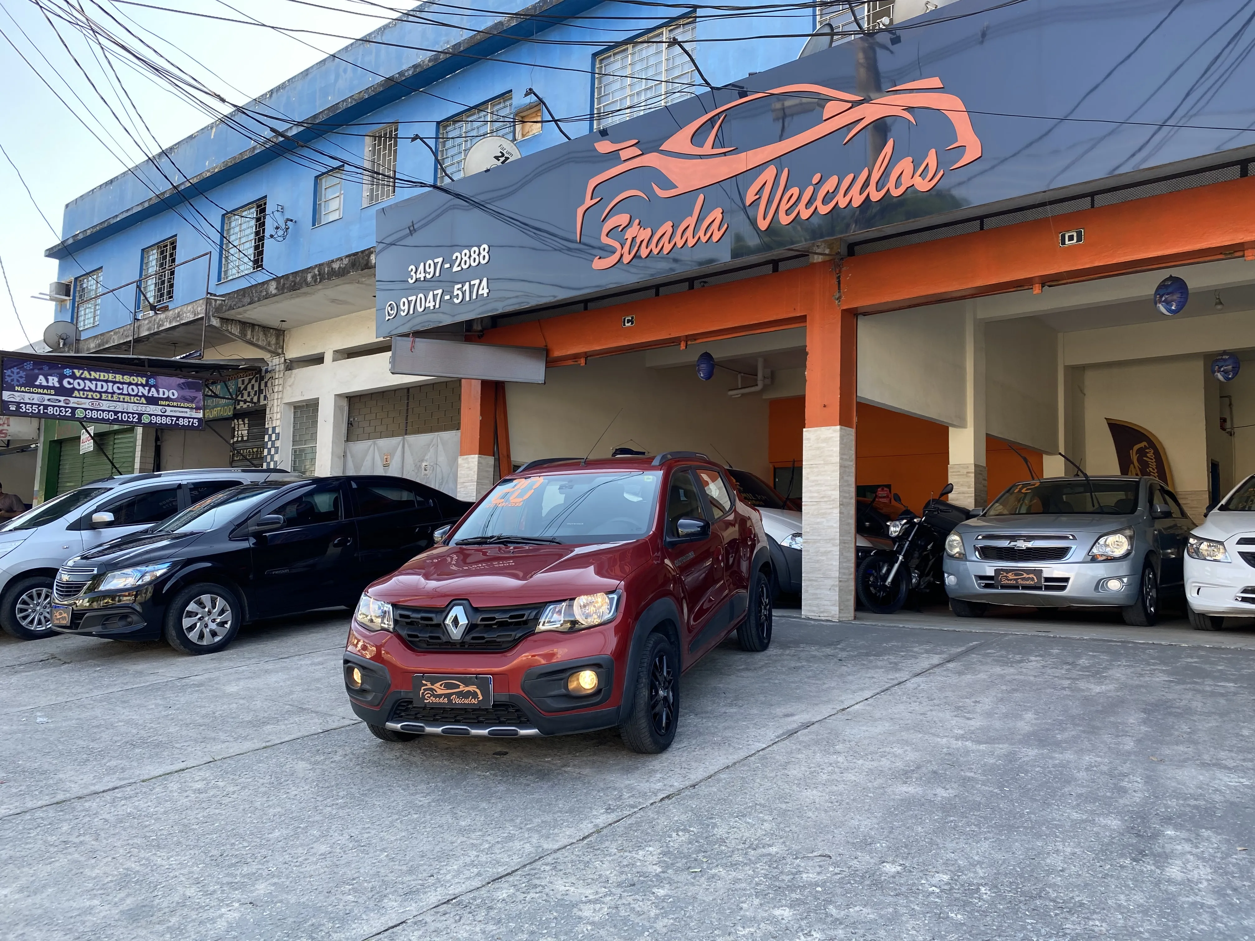 Fachada da loja Veículos à venda em Strada Veiculos - Rio de Janeiro - RJ | Mobiauto