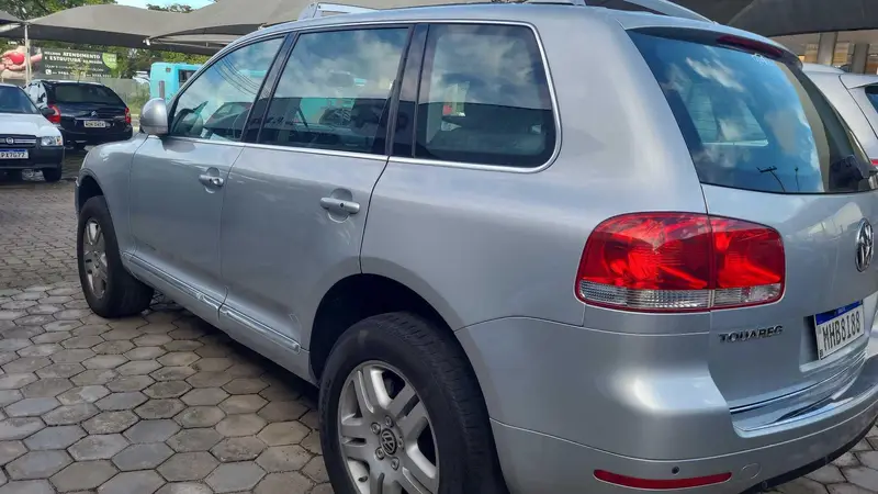 Volkswagen Touareg V8