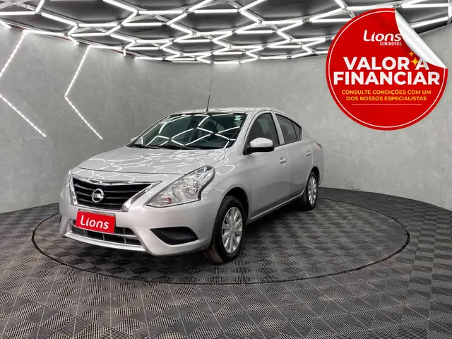 Carro Nissan Versa 2019 1.0 12V (Flex)