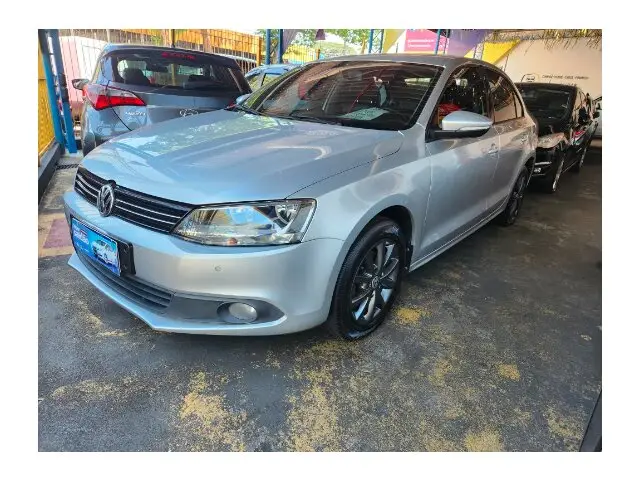 Volkswagen Jetta 2.0 Comfortline (Flex)