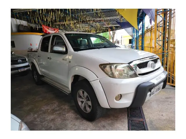 Toyota Hilux Cabine Dupla Hilux STD 4x4 2.5 (cab. dupla)