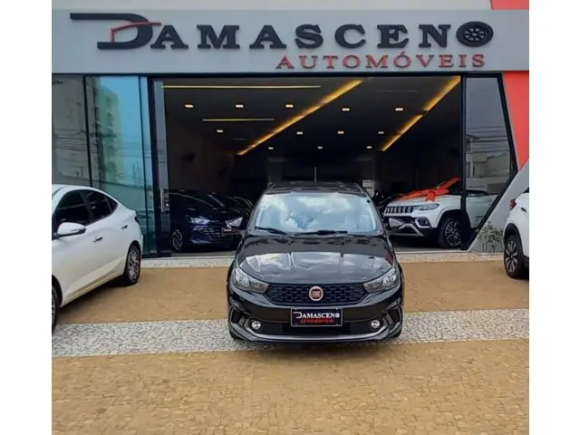 Carro Fiat Argo 2018 Precision 1.8 E.Torq AT6 (Flex)