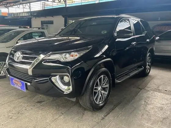 Carro Toyota SW4 2019 2.7 SRV 7L 4x2 (Aut) (Flex)