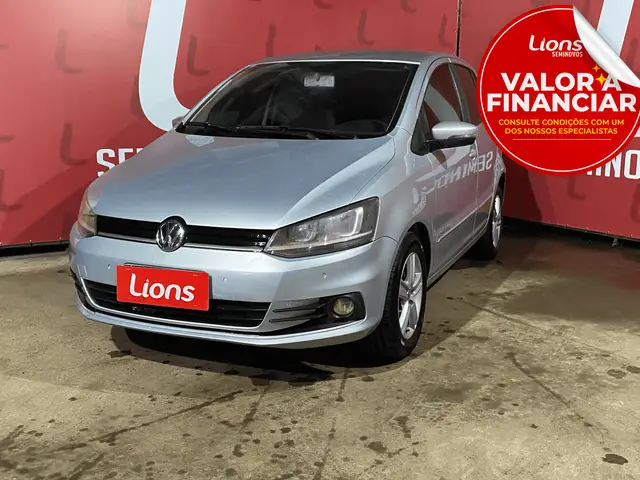 Carro Volkswagen Fox 2015 Comfortline 1.6 MSI (Flex)