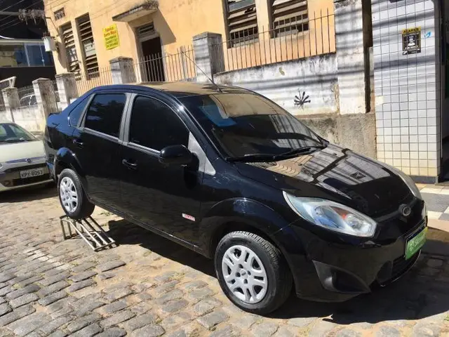 Carro Ford Fiesta Hatch 2013 1.6 (Flex)