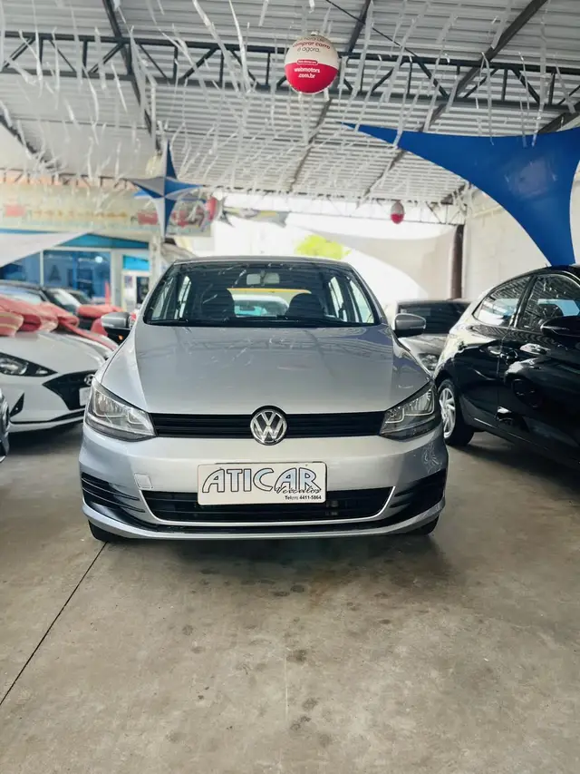 Carro Volkswagen Fox 2015 Trendline 1.6 MSI (Flex)