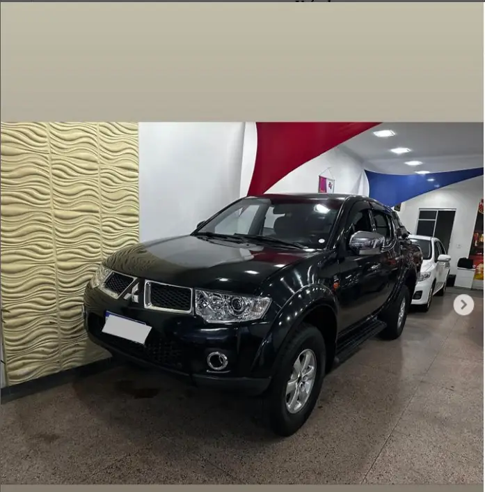 Mitsubishi L200 Triton HPE 3.2 CD TB Int.Diesel Aut