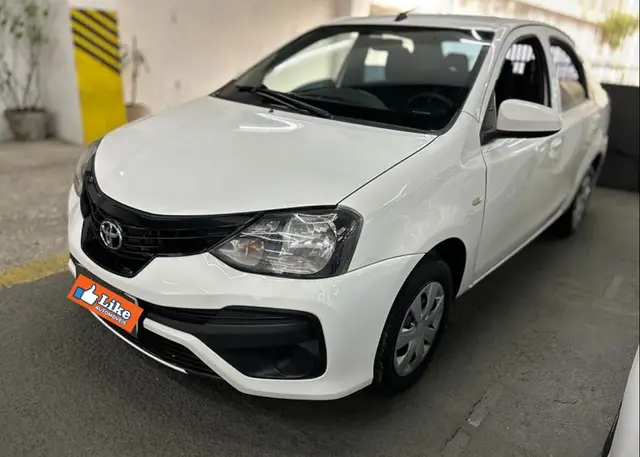 Carro Toyota Etios Sedan 2020 X 1.5 (Flex)