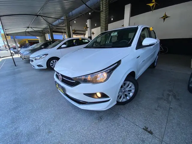 Carro Fiat Cronos 2019 1.3 Drive Firefly (Flex)