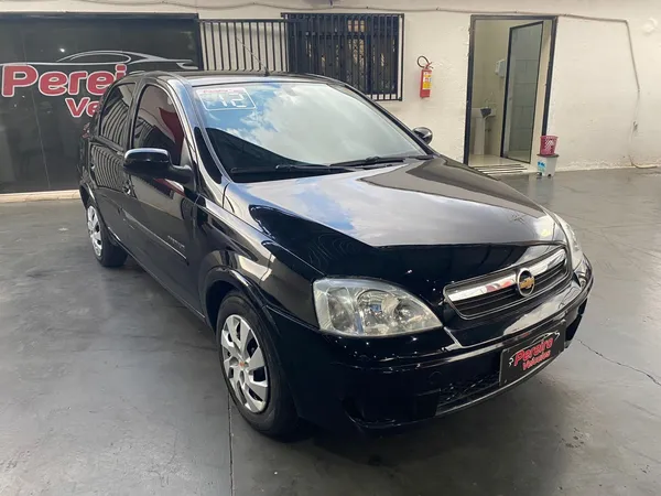 CORSA SEDAN 2012 PREMIUM 1.4 8v manual