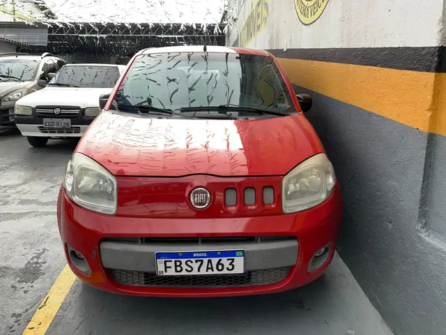 Carro Fiat Uno 2013 Vivace Celeb. 1.0 8V (Flex) 4p