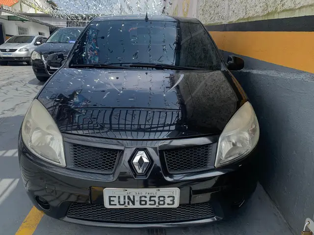 Carro Renault Sandero 2011 Privilège 1.6 8V Hi-Torque (flex)