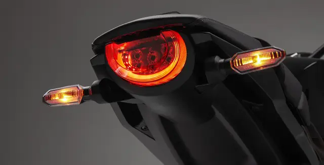 Carro Honda CB 1000R 2023 (ABS)