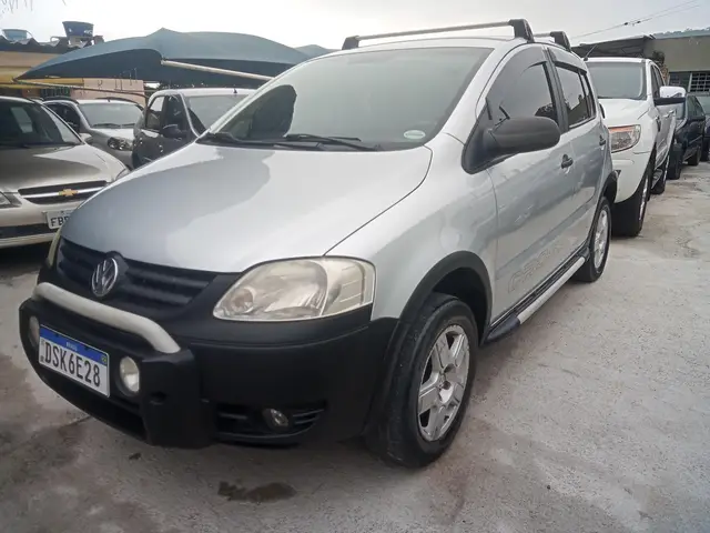 Carro Volkswagen CrossFox 2006 1.6 (Flex)