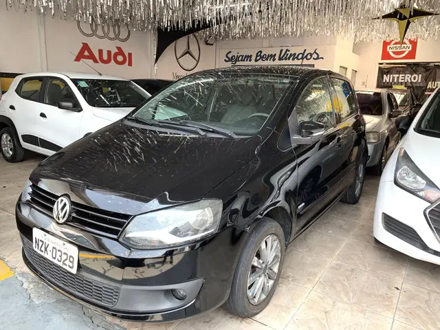 Carro Volkswagen Fox 2012 1.0 VHT (Flex) 4p