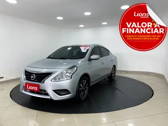 Carro Nissan Versa 2016 1.6 16V Unique (Flex)