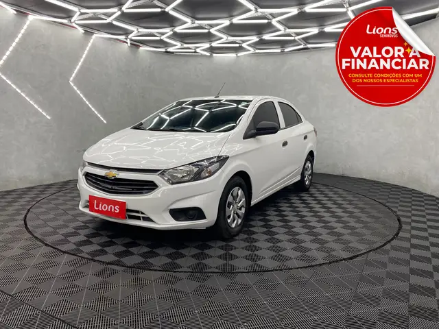 Carro Chevrolet Onix Plus 2020 JOY Plus 1.0 8V 4p Flex Mec.
