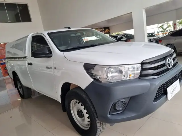 Carro Toyota Hilux Cabine Simples 2019 Hilux 2.8 TDI CS 4x4