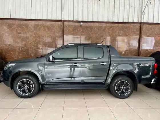 Carro Chevrolet S10 Cabine Dupla 2021 S10 2.8 CTDI High Country 4WD (Cabine Dupla) (Aut)