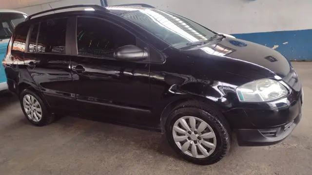 Carro Volkswagen SpaceFox 2010 Plus 1.6 8V (Flex)