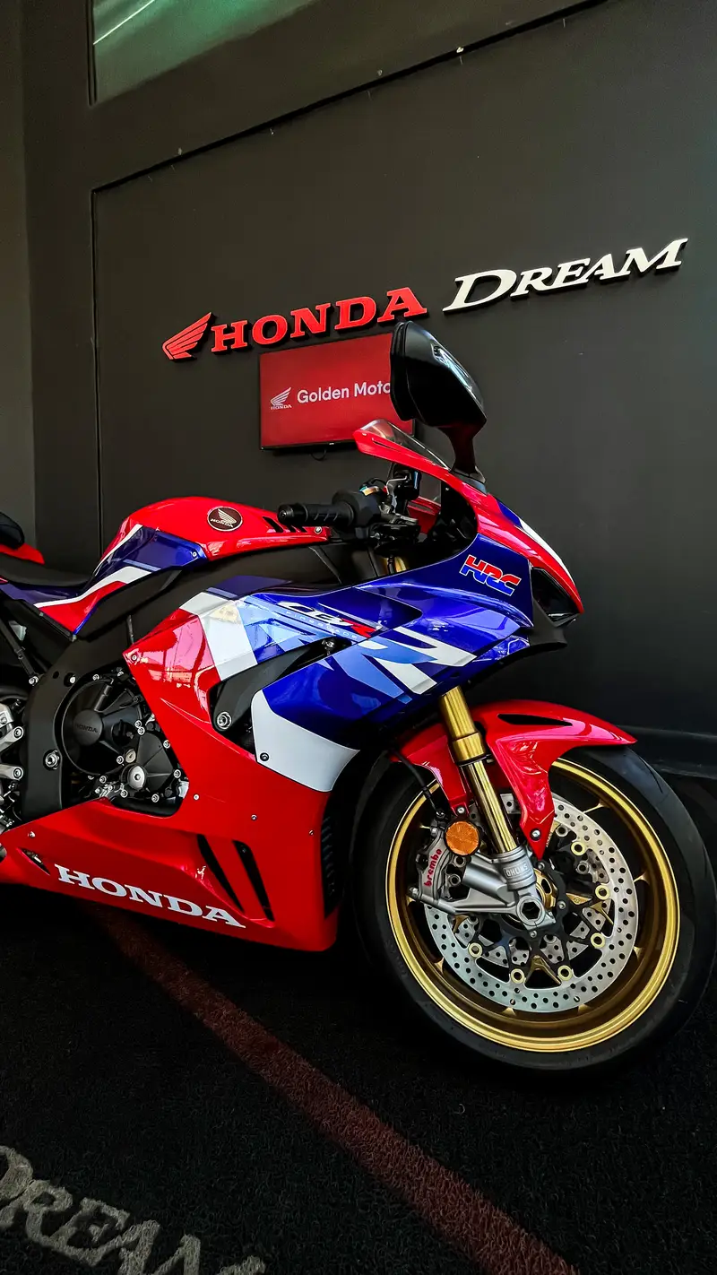 Honda CBR 1000RR-R Fireblade SP