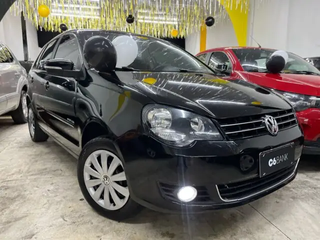 Carro Volkswagen Polo 2013 Hatch 1.6 VHT Total Flex