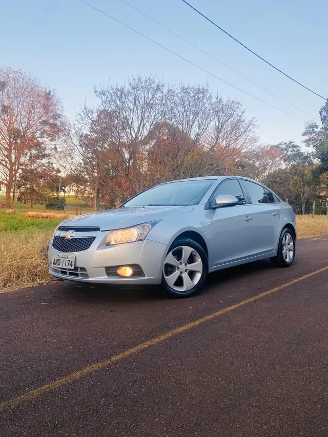 Carro Chevrolet Cruze 2012 LT 1.8 16V Ecotec (Flex)