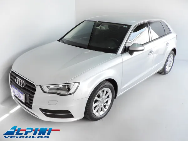 Vendido Audi A3 Sportback 1.6 TDI Des. - Carros usados para venda