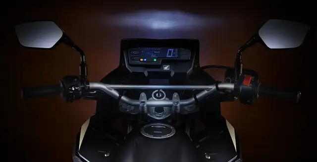 Moto Honda XRE 300 2025 Adventure