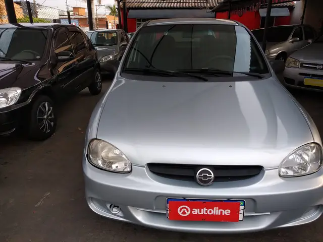 Carro Chevrolet Classic 2008 Corsa Sedan  Life 1.0 VHC (Flex)