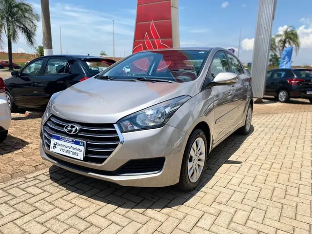 Carro Hyundai HB20S 2017 1.6 Comfort Plus blueMedia (Aut) (Flex)