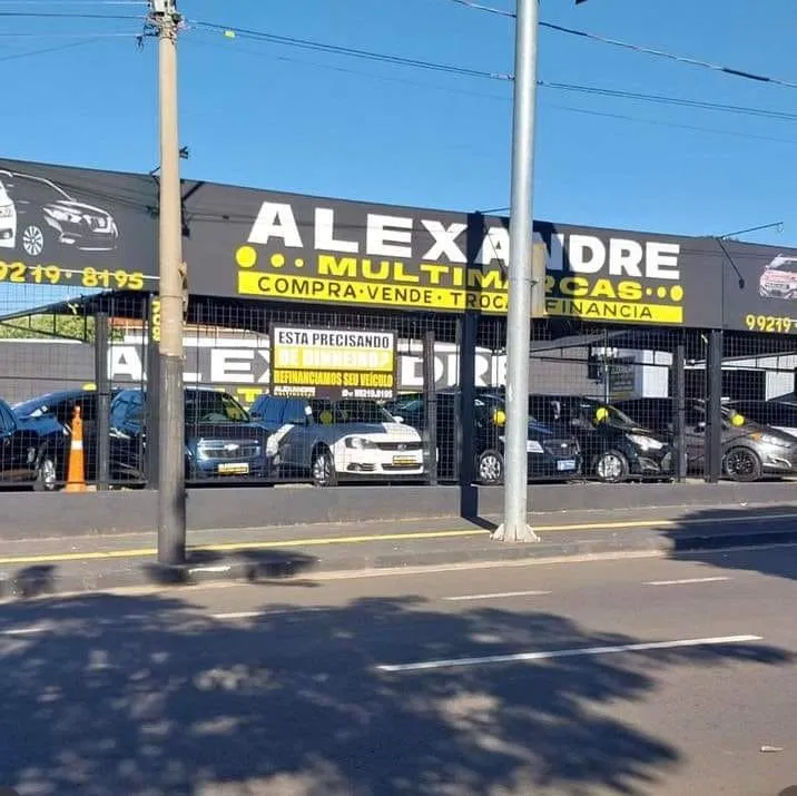 Fachada da loja Veículos à venda em ALEXANDRE MULTIMARCAS - São José do Rio Preto - SP | Mobiauto