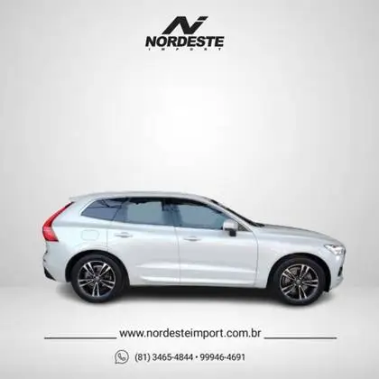 Carro Volvo XC60 2019 2.0 D5 Momentum 4WD