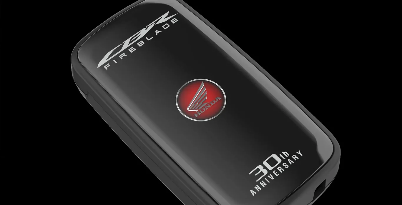 Honda CBR 1000RR-R Fireblade SP 30th Anniversary Edition