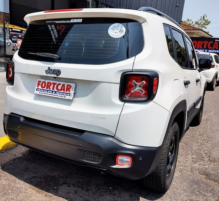 Renegade 1.8 4x2 (Aut) (Flex) (PCD)