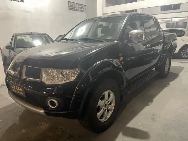 Carro Mitsubishi L200 Triton Sport 2013 3.2 DI-D 4x4 (Aut)