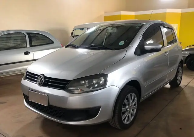 Carro Volkswagen Fox 2012 1.6 VHT (Flex)