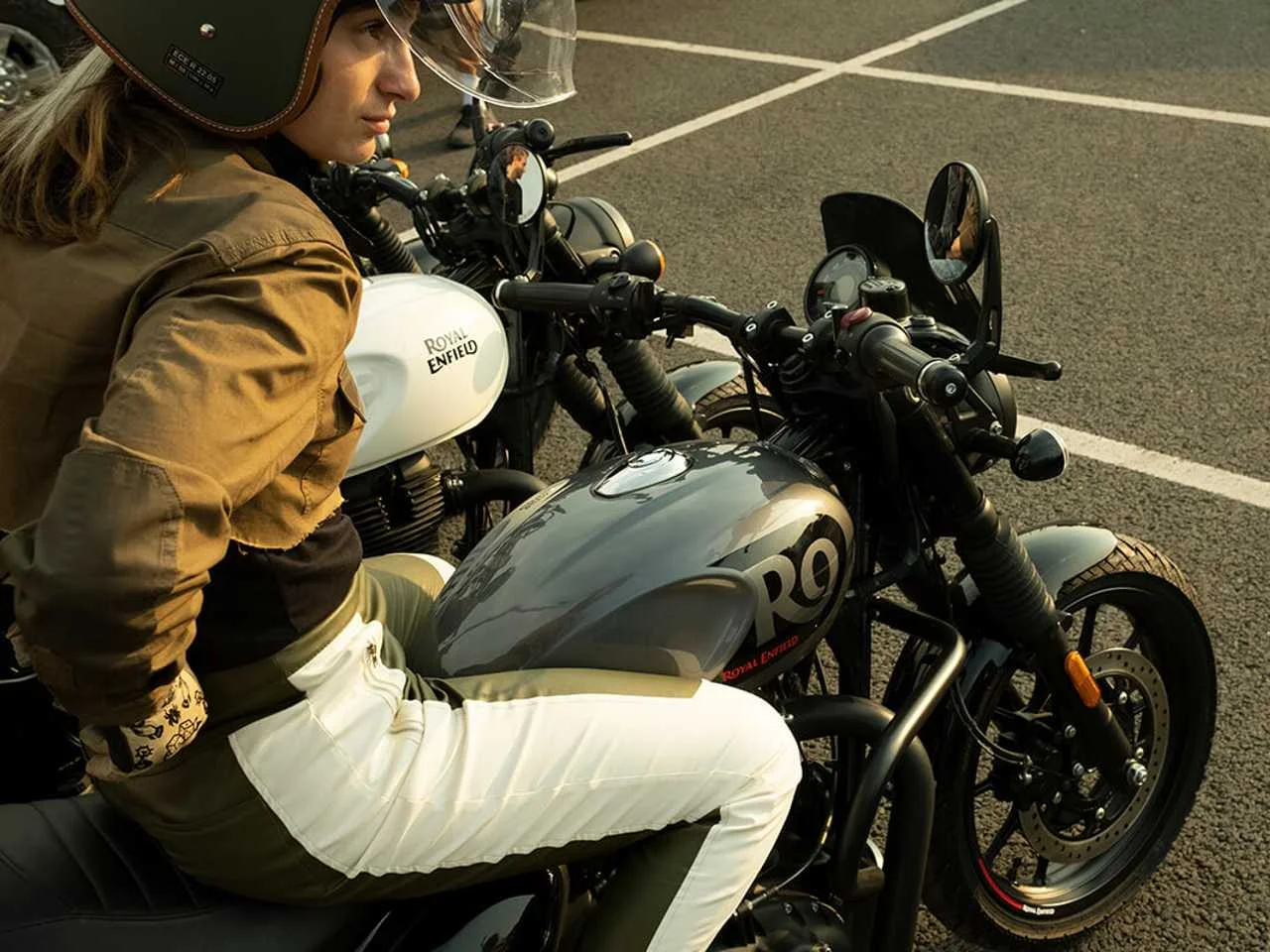 Royal Enfield Hunter 350 Dapper