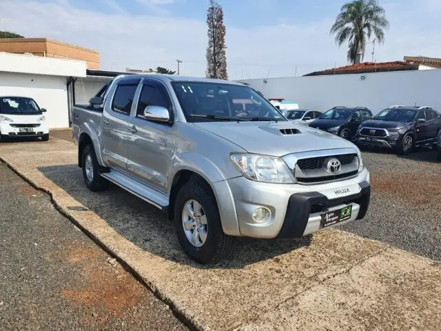 Carro Toyota Hilux Cabine Dupla 2011 Hilux SRV 4X4 3.0 (cab dupla) (aut)