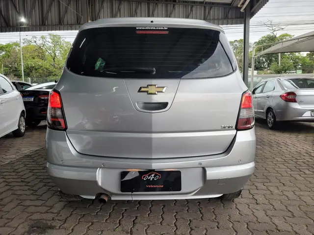 Carro Chevrolet Spin 2018 Advantage 5S 1.8 (Flex) (Aut)