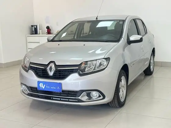 Carro Renault Logan 2014 Dynamique 1.6 8V
